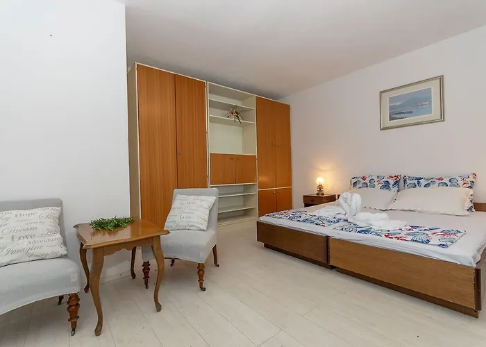 Nona Elza * Trogir